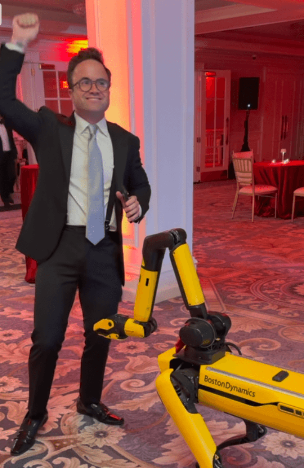 74339411 4d63 4563 8d7b 2106b39f9e66